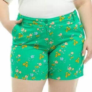 Crown & Ivy Shorts Size 16 Caroline Stretch NWOT